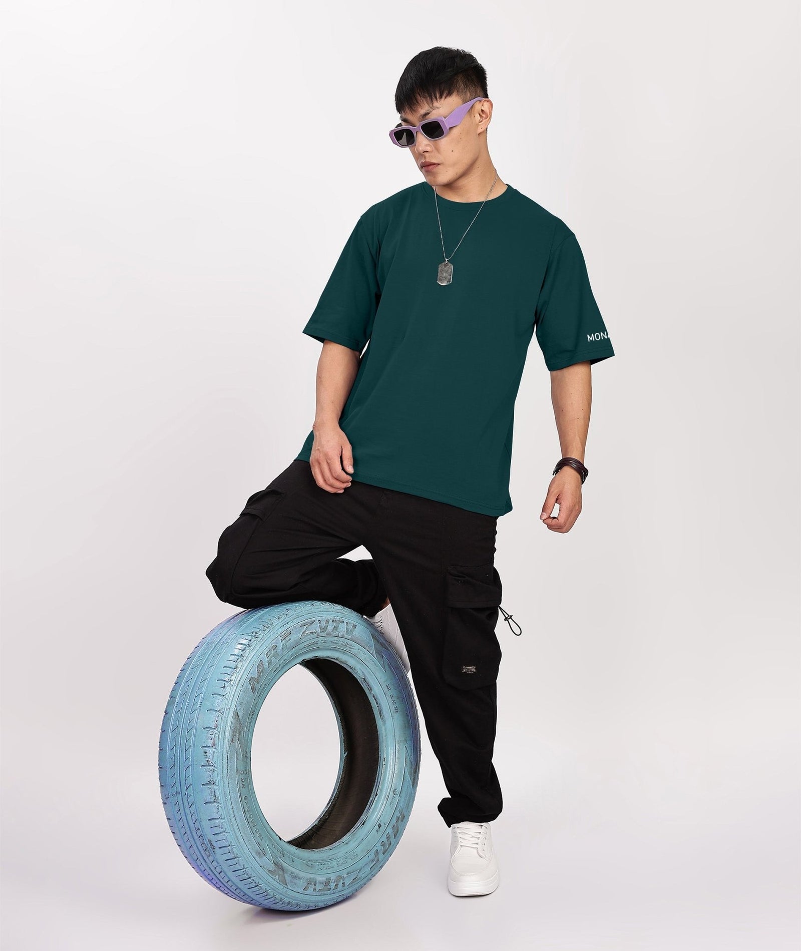 MONARCH : THE SHADOW