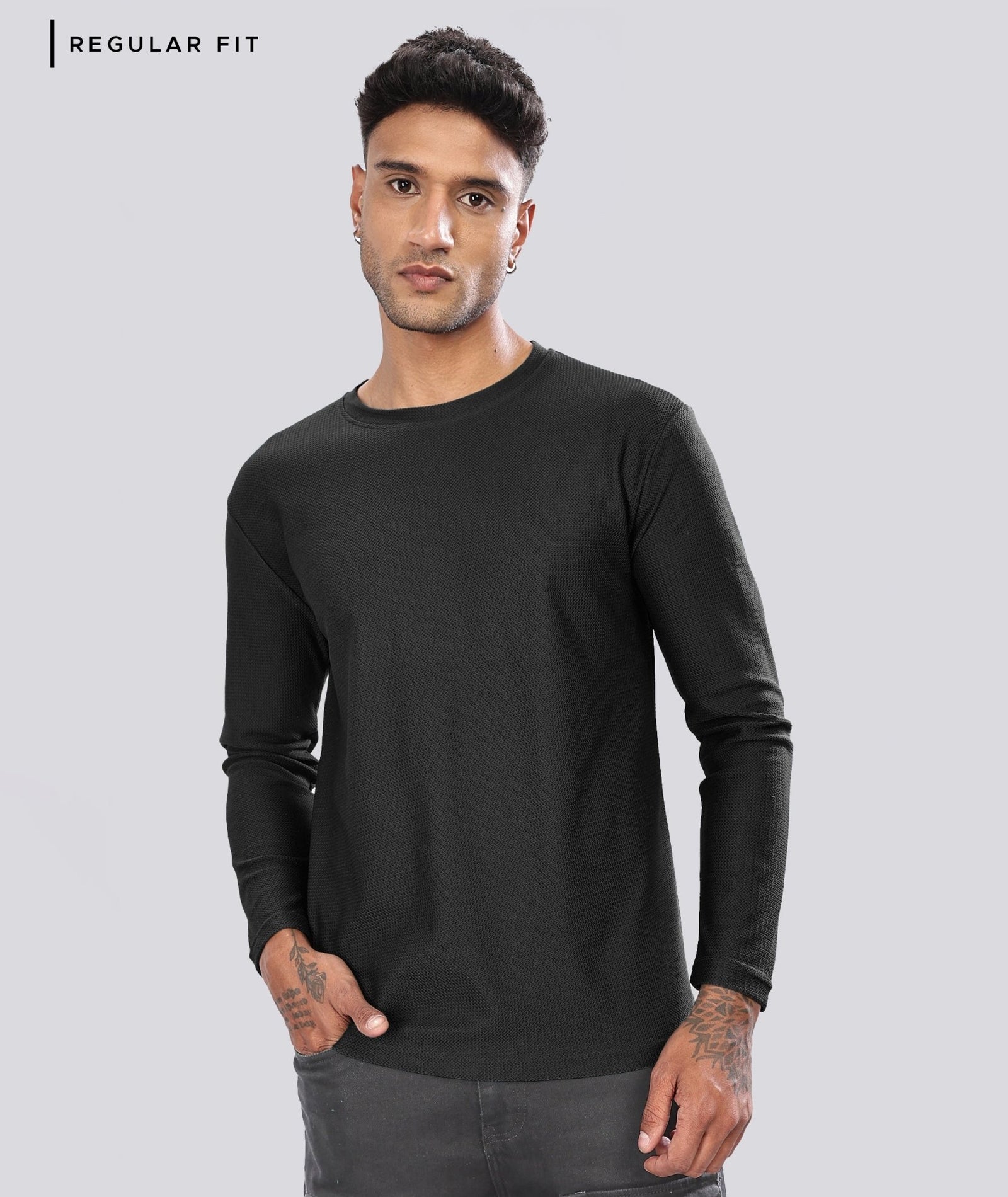 Men’s Regular Fit Polyblend Long Sleeve T-Shirt