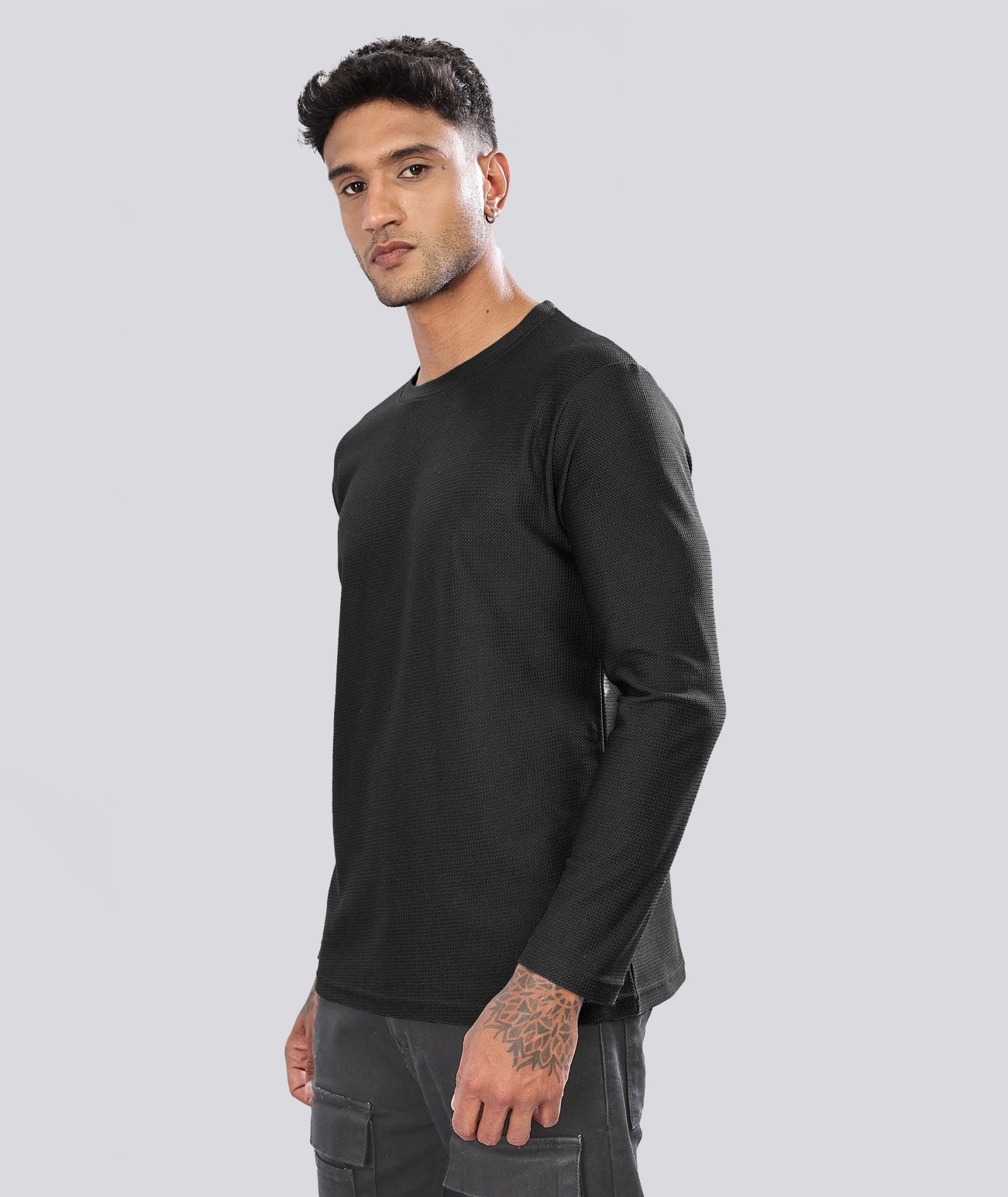 Men’s Regular Fit Polyblend Long Sleeve T-Shirt