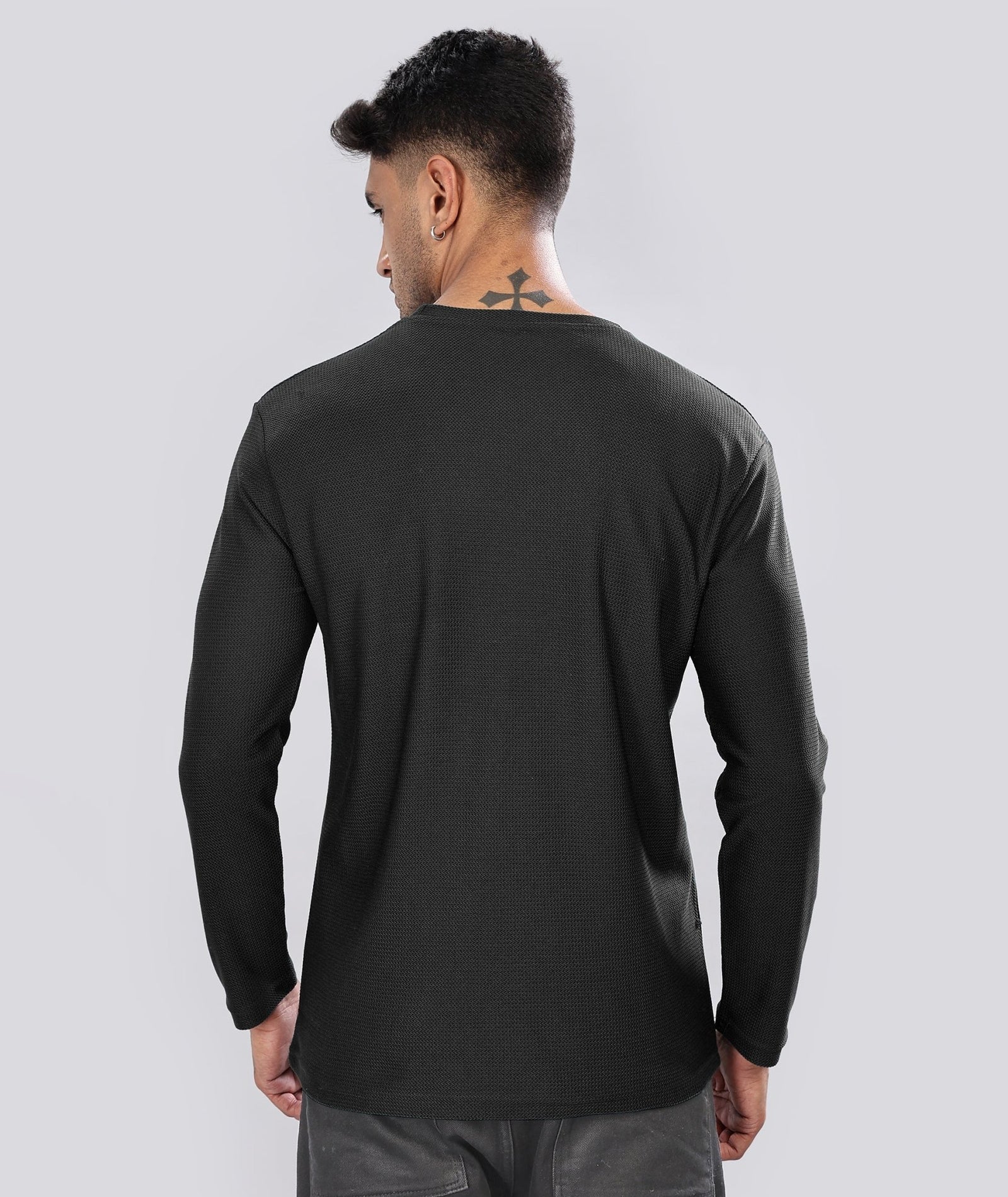 Men’s Regular Fit Polyblend Long Sleeve T-Shirt
