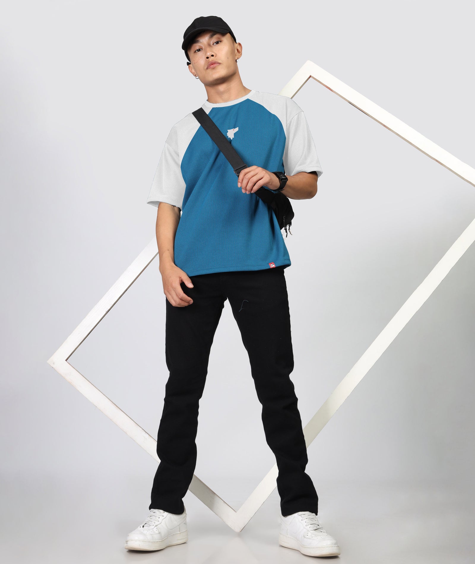 Mens Oversized Dotted T-Shirt | Blue