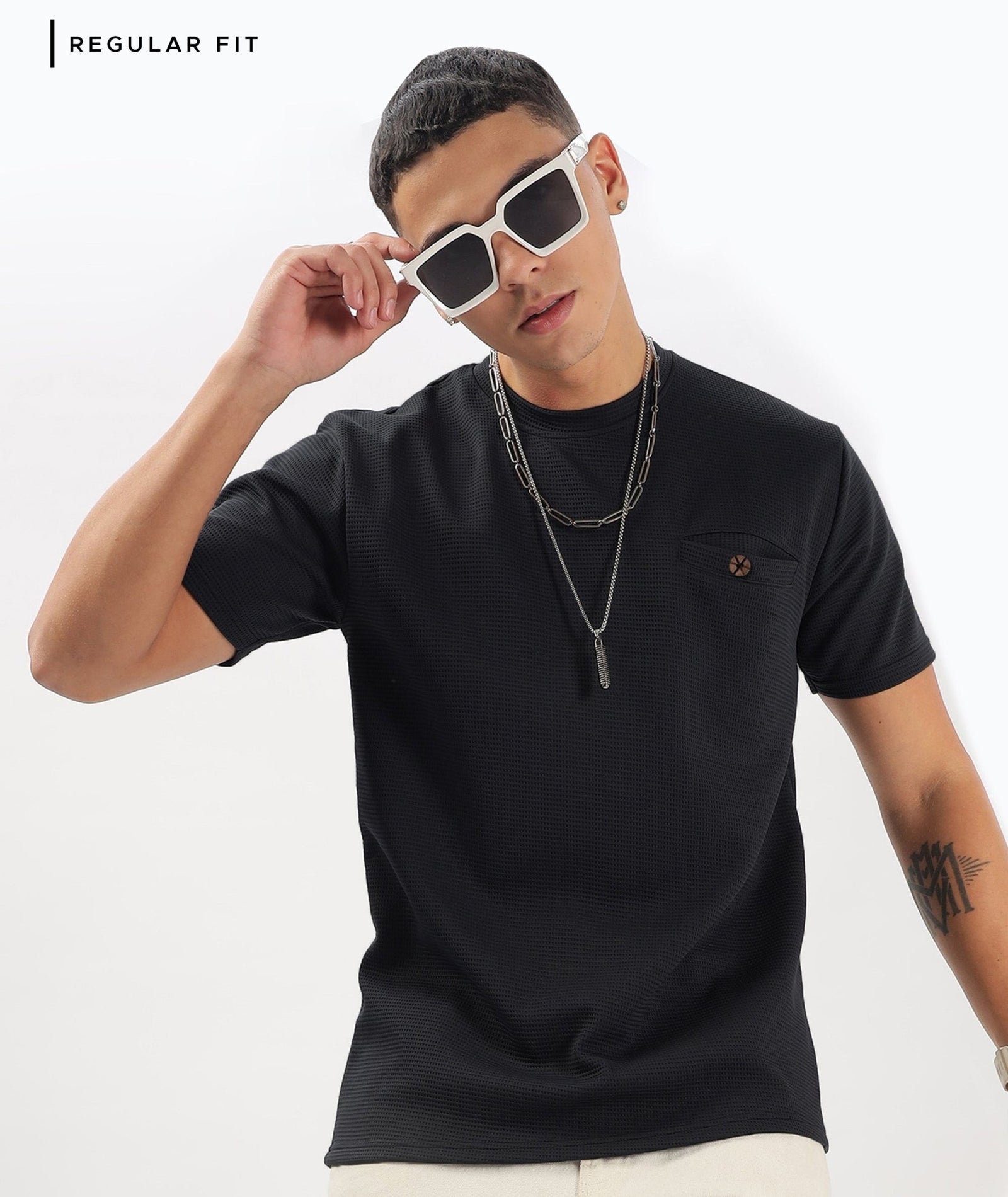 Men's Solid Regular Fit T-Shirt