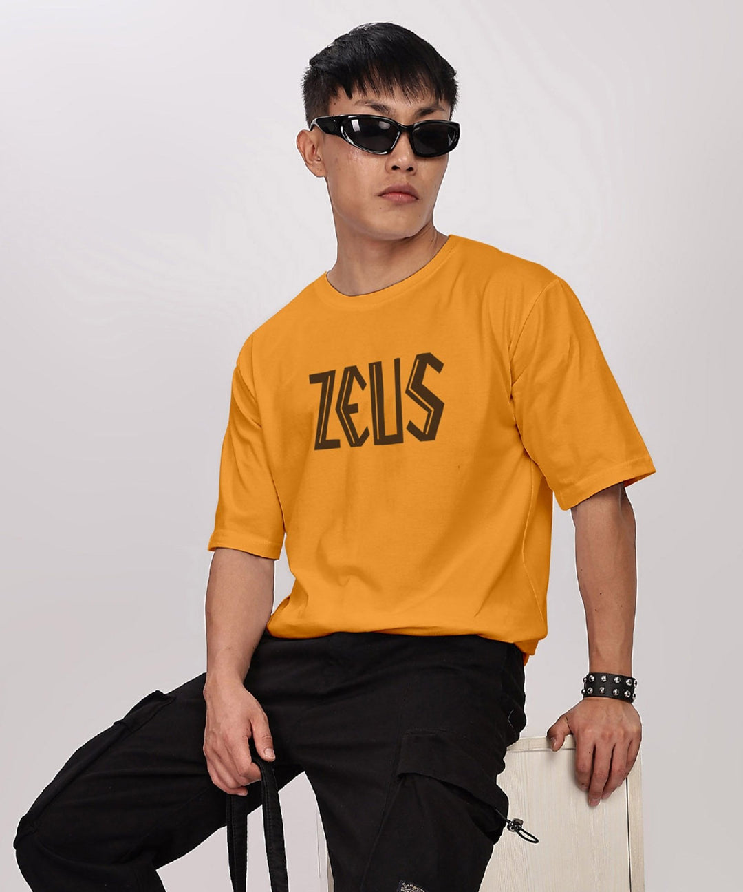 ZEUS : THE GOD OF THUNDER