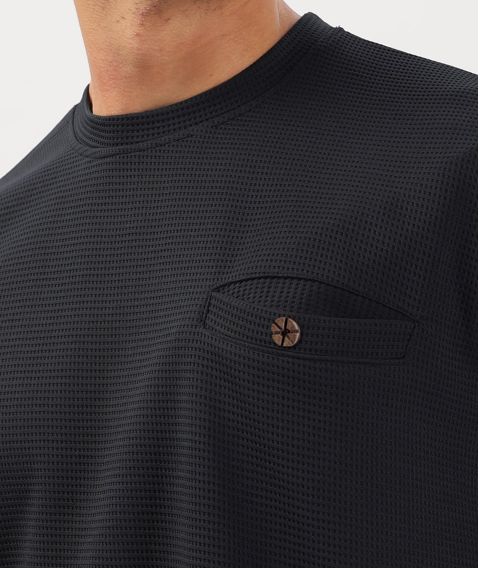 Men's Solid Regular Fit T-Shirt