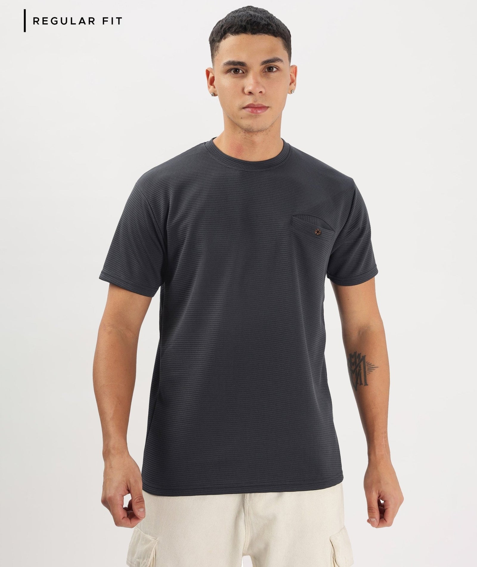 Men's Solid Regular Fit T-Shirt