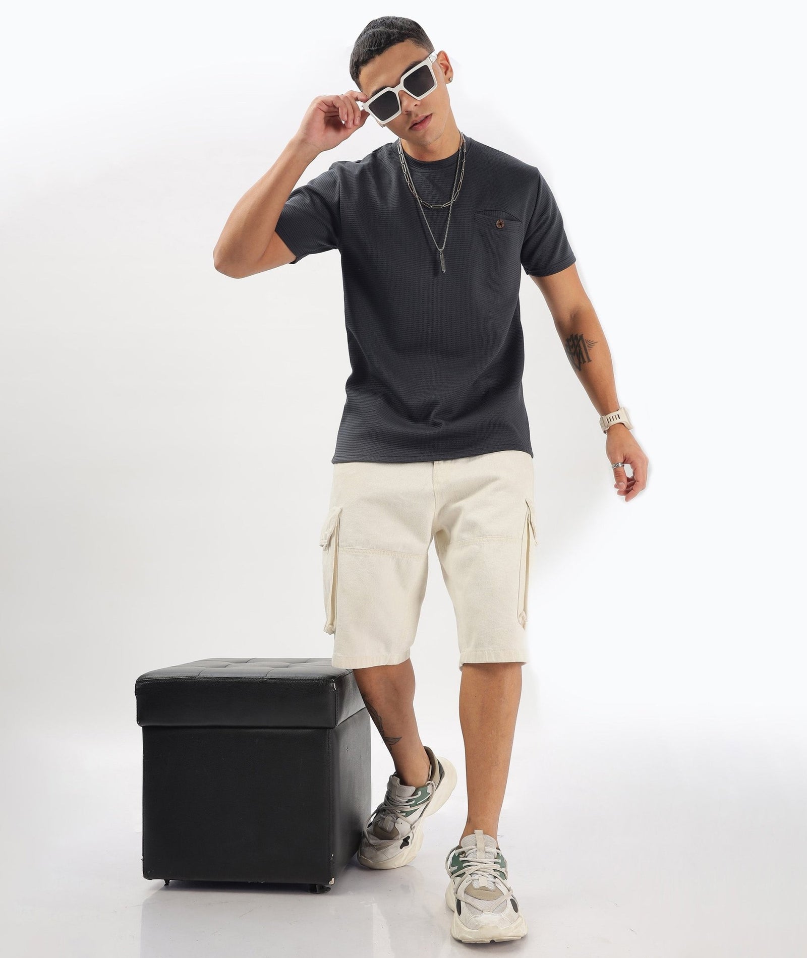 Men's Solid Regular Fit T-Shirt