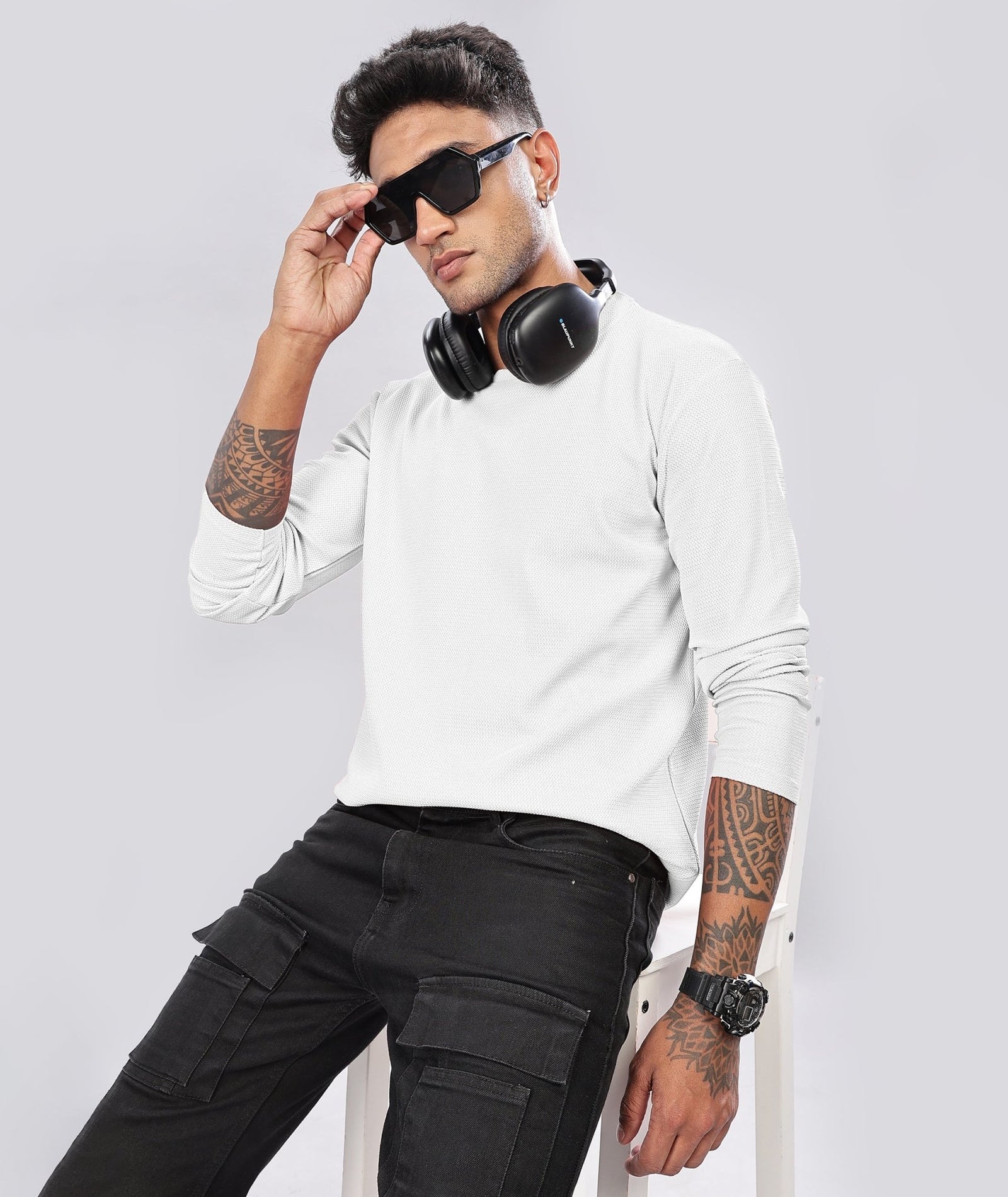 Men’s Regular Fit Polyblend Long Sleeve T-Shirt