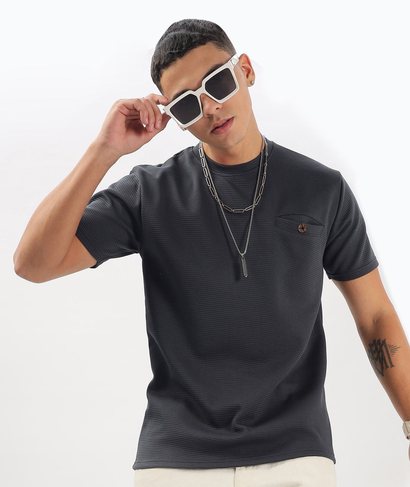 Men's Solid Regular Fit T-Shirt