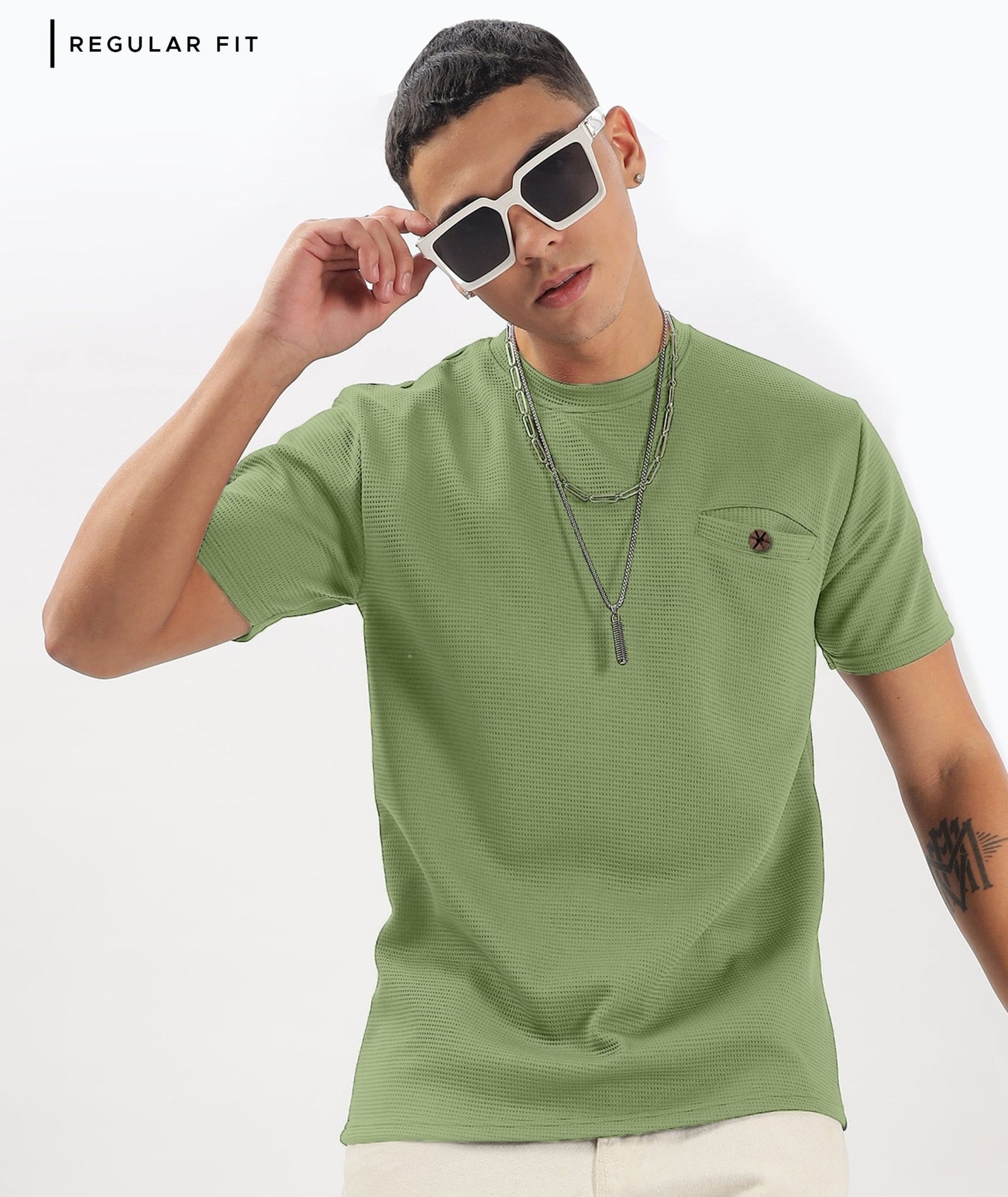 Men's Solid Regular Fit T-Shirt