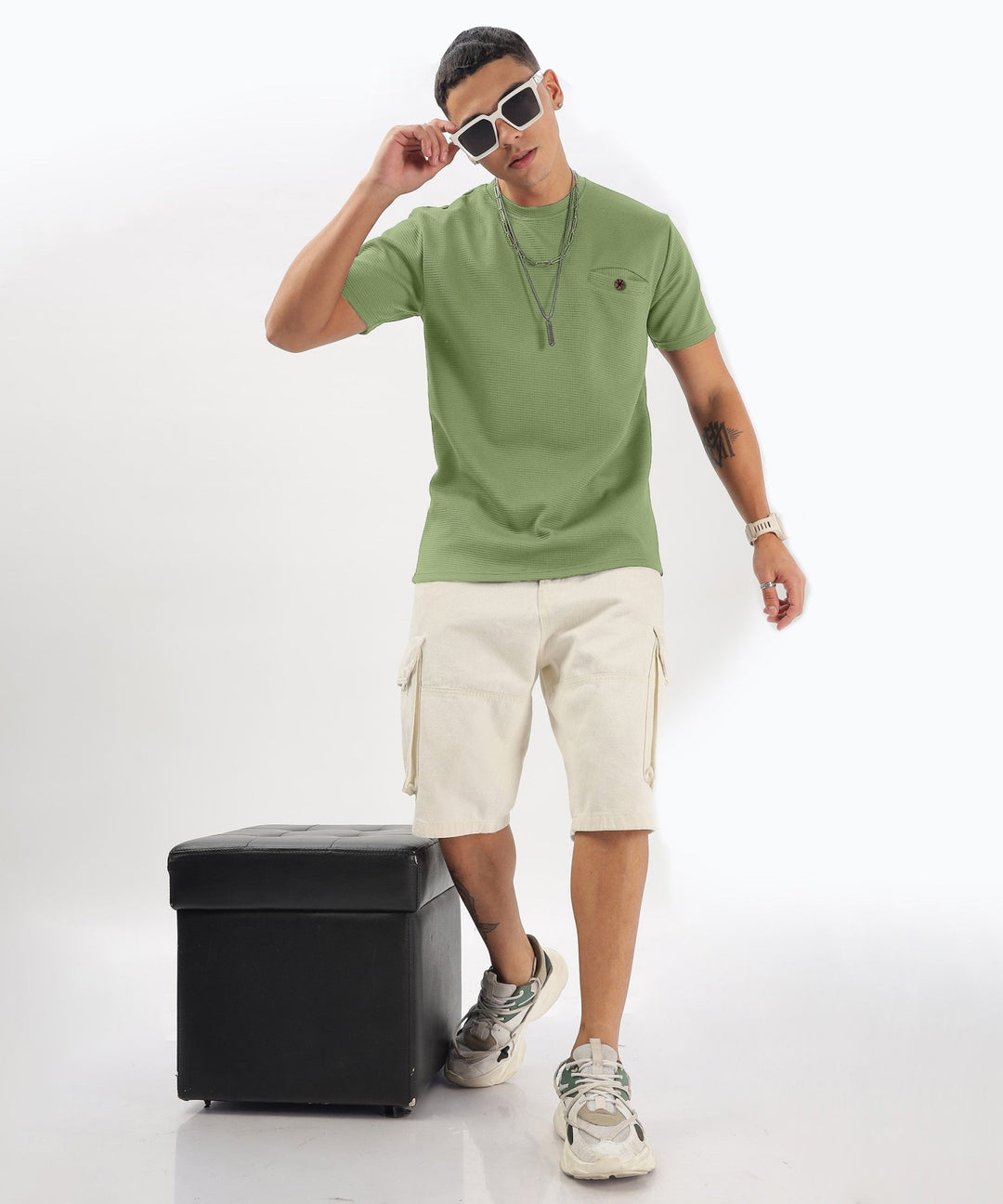 Men's Solid Regular Fit T-Shirt