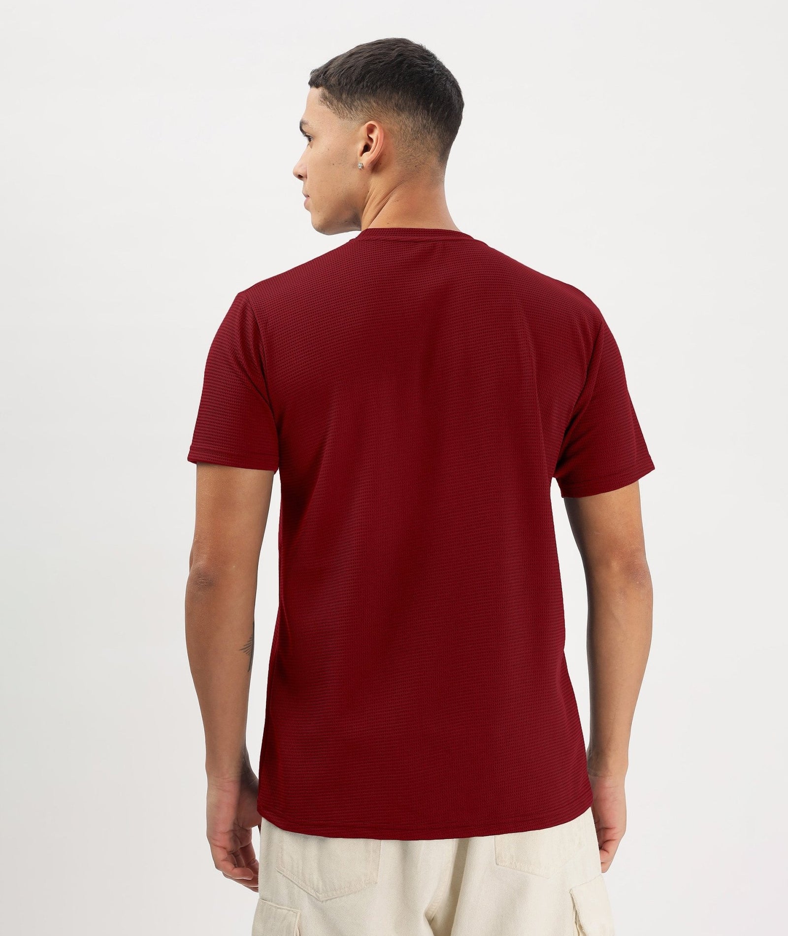 Men's Solid Regular Fit T-Shirt