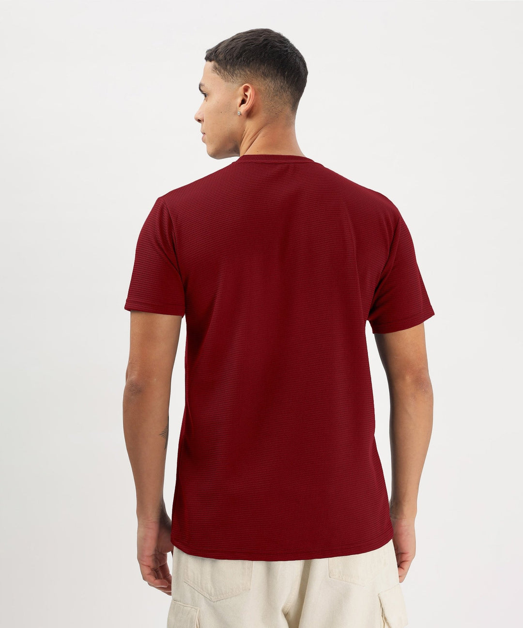 Men's Solid Regular Fit T-Shirt