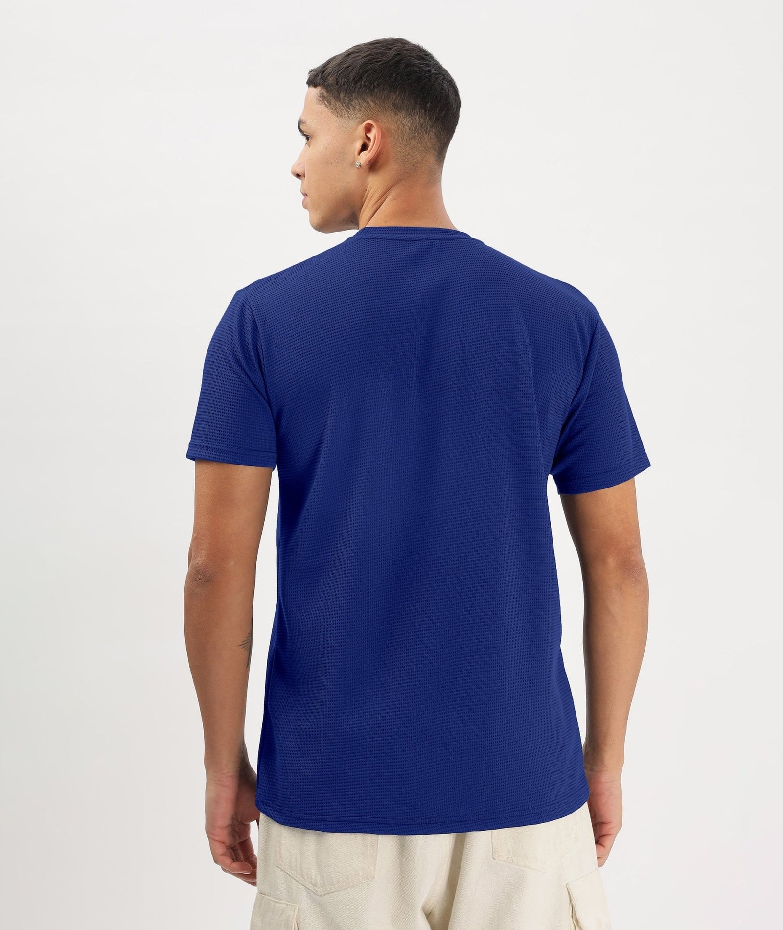 Men's Solid Regular Fit T-Shirt