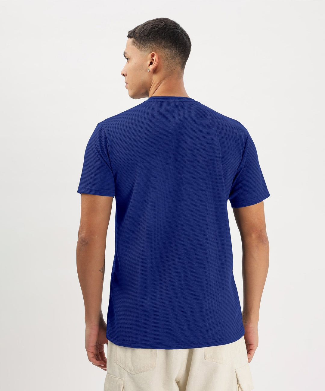 Men's Solid Regular Fit T-Shirt