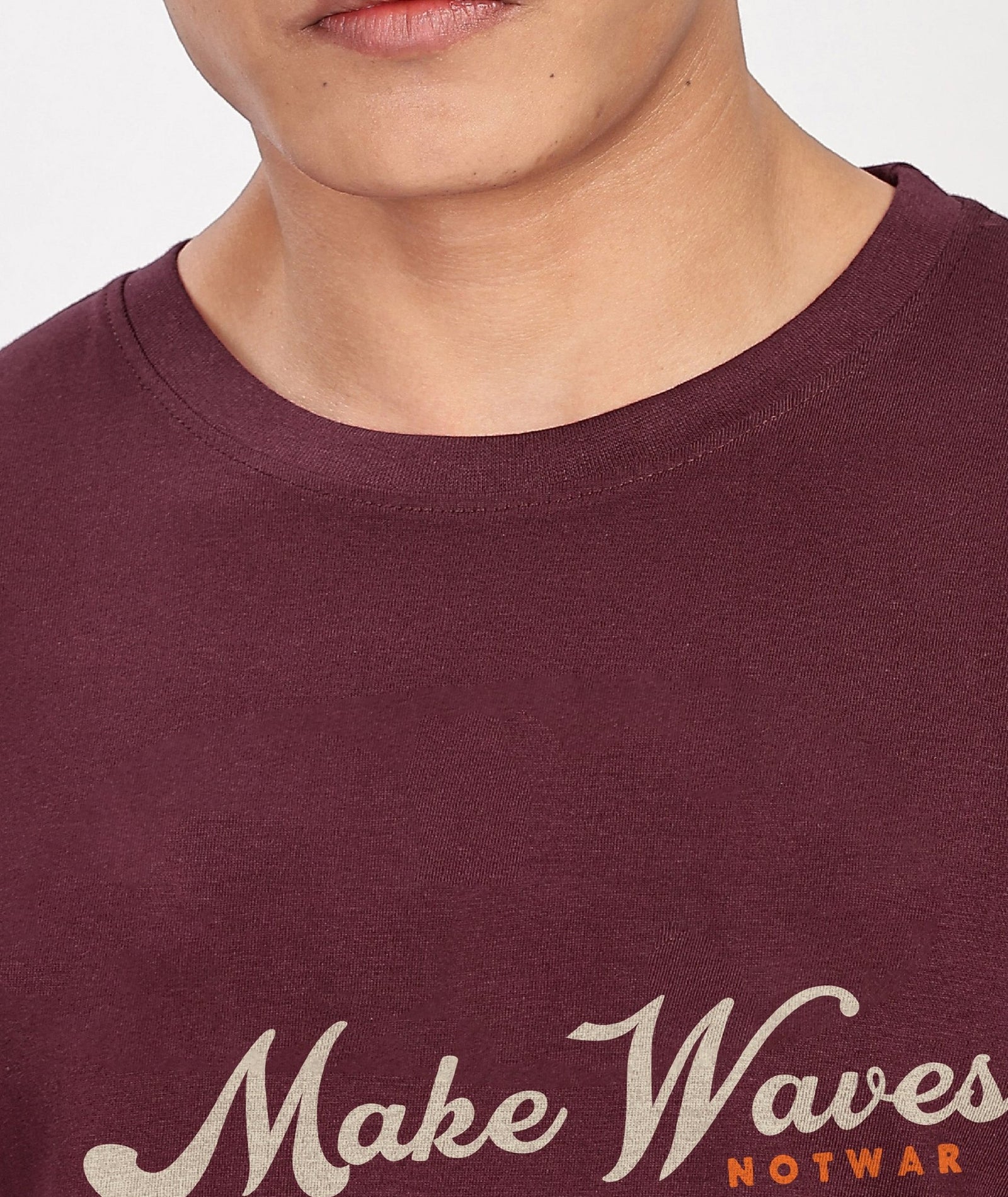 WAVES Men's Relaxed Fit Tshirt