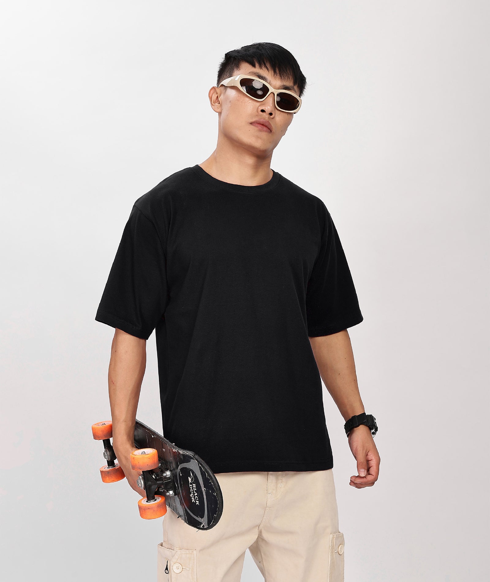 MEN'S RELAXED FIT BLACK TSHIRT