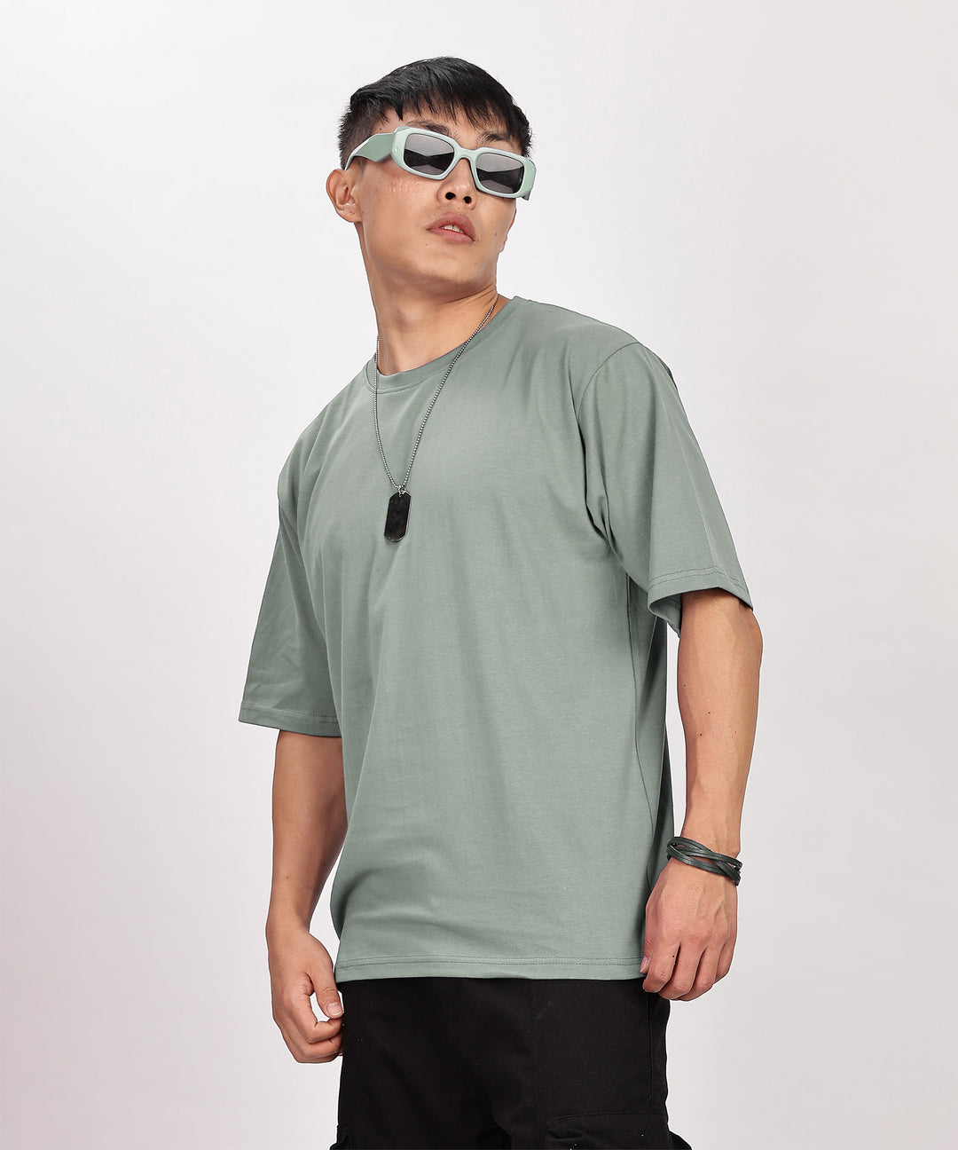 MEN'S RELAXED FIT LIGHT GREY TSHIRT