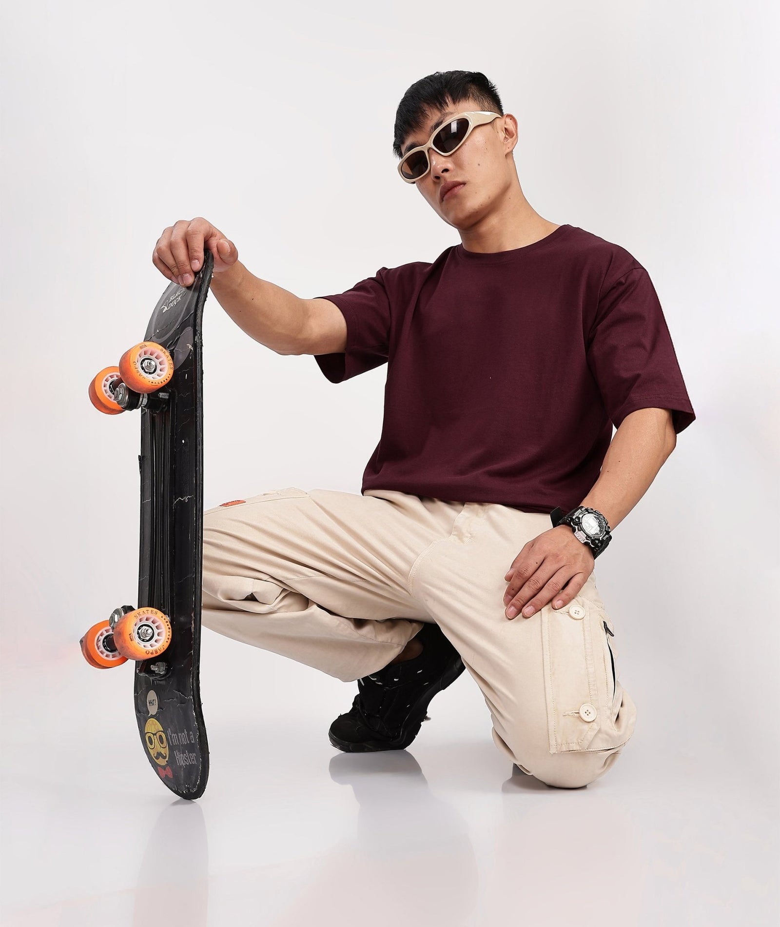 MEN'S RELAXED FIT MAROON TSHIRT