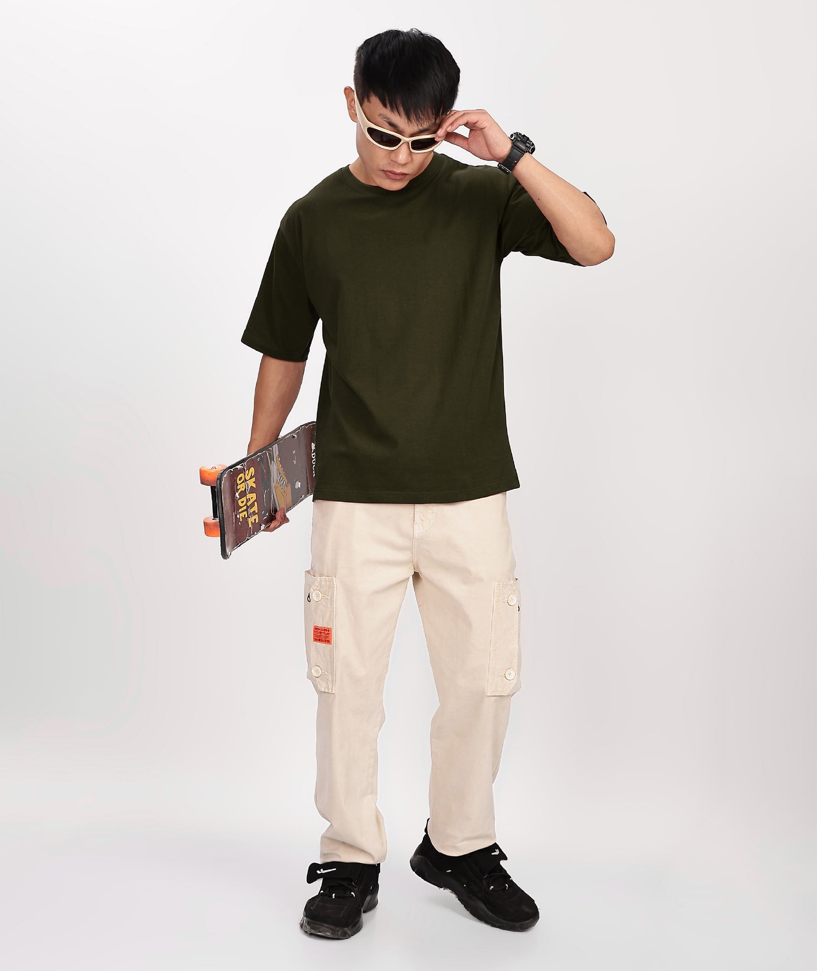 MEN'S RELAXED FIT GREEN TSHIRT