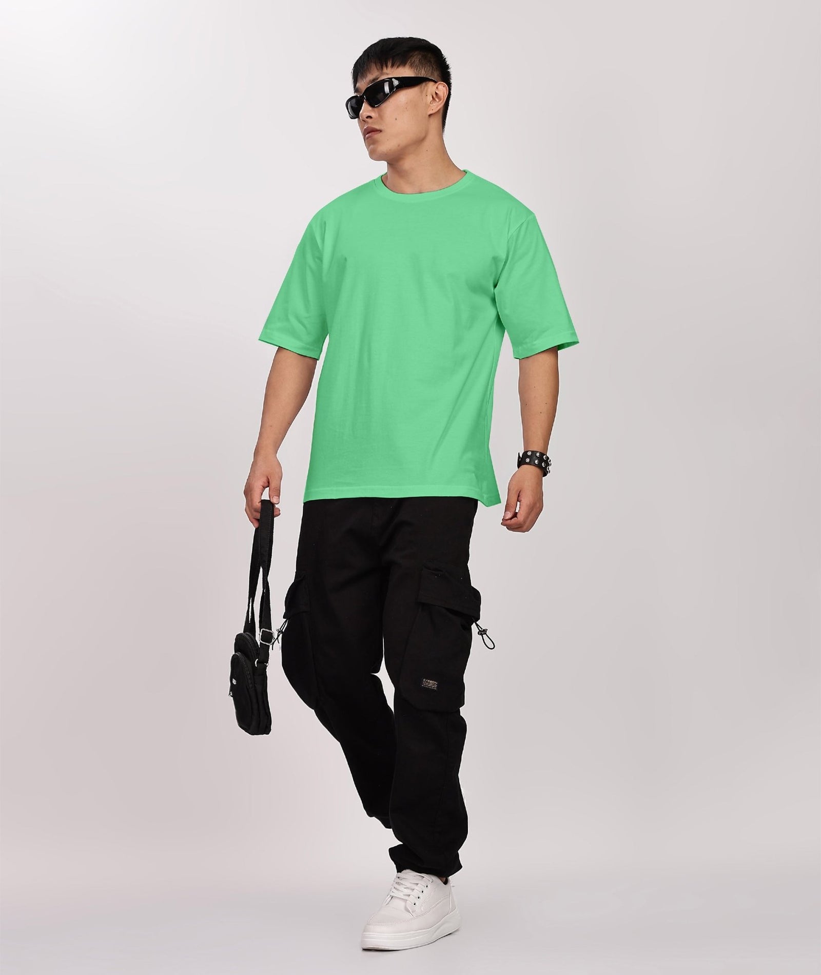 MEN'S RELAXED FIT GREEN TSHIRT