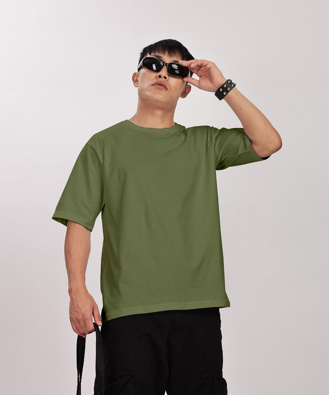 Men's Relaxed Fit Olive Green Tshirt