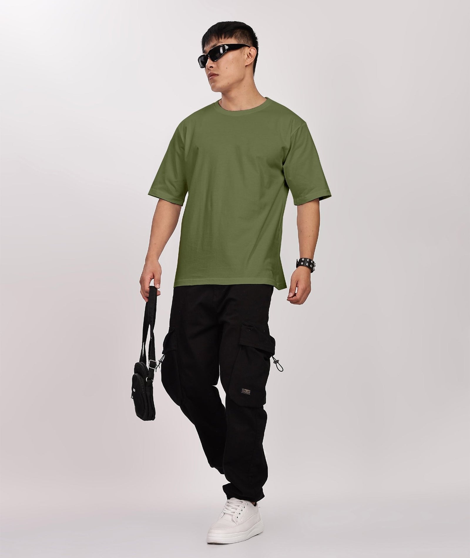 Men's Relaxed Fit Olive Green Tshirt