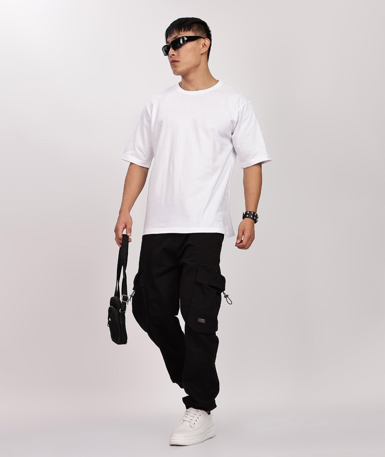 MEN'S RELAXED FIT WHITE TSHIRT