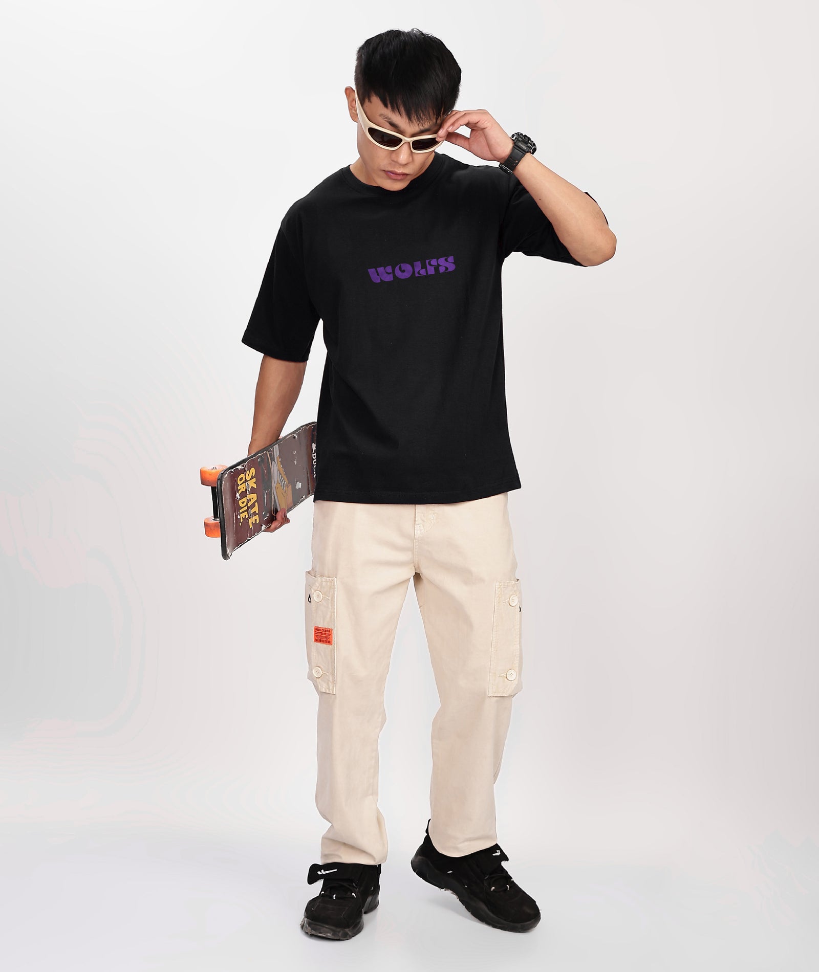 WOLF Men's Relaxed Fit Tshirt