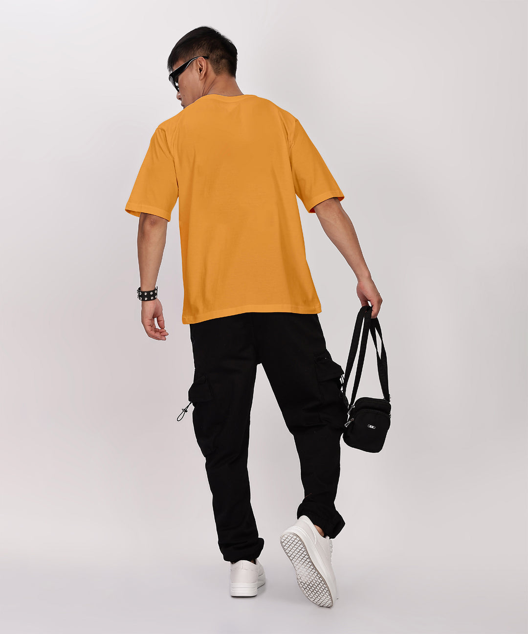 MEN'S RELAXED FIT YELLOW TSHIRT